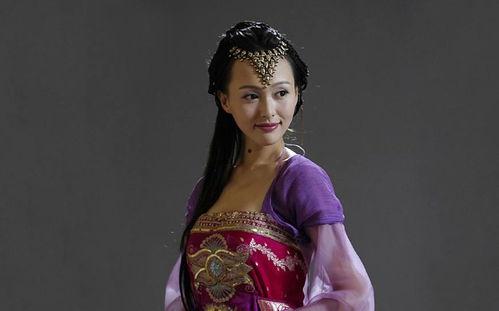 演员李娜,从网球赛场到影视荧屏的华丽转身