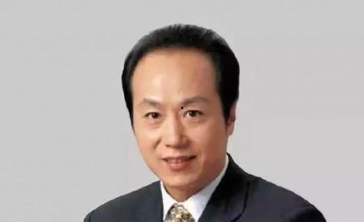 罗京日常生活照